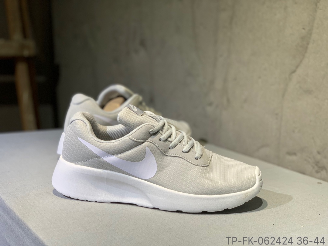 60Nike Tanjun伦敦三代轻跑