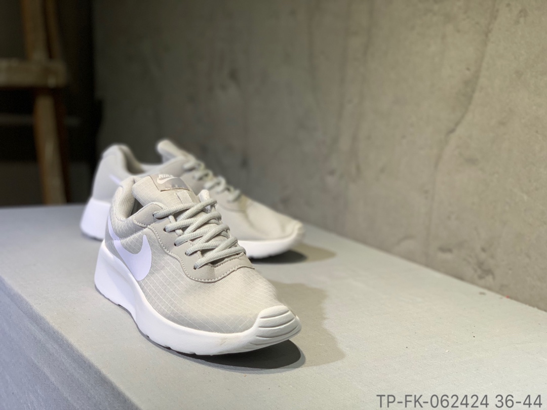 60Nike Tanjun伦敦三代轻跑