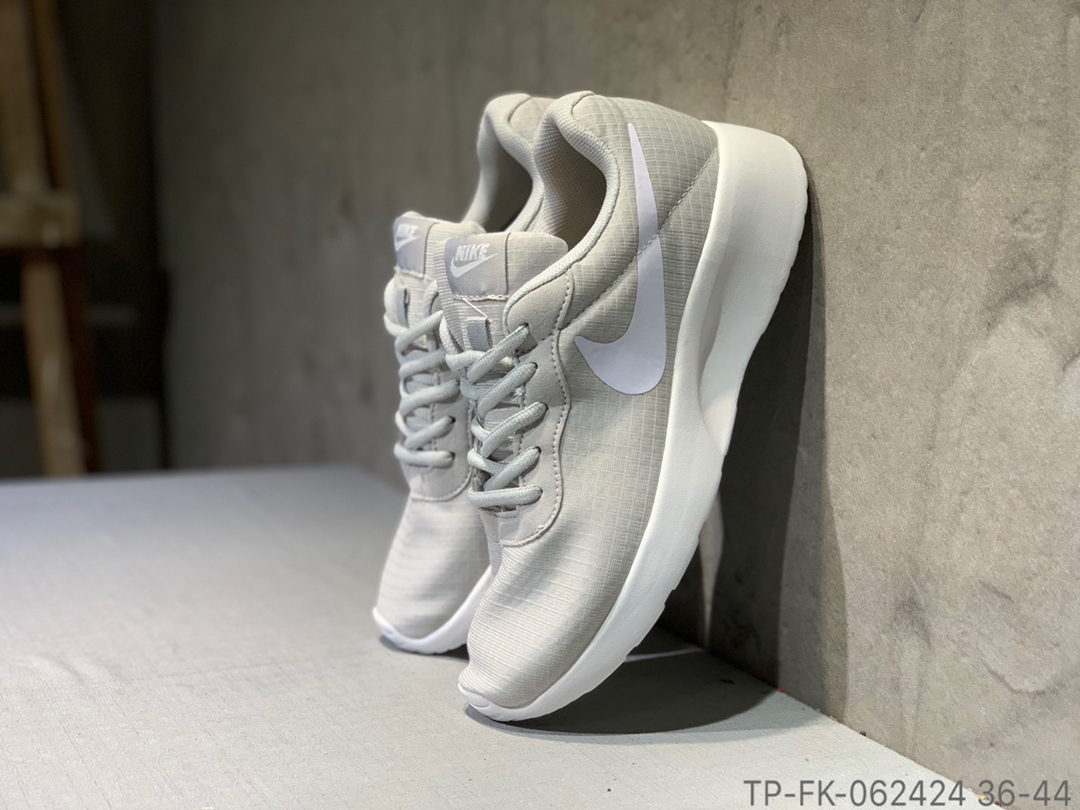 60Nike Tanjun伦敦三代轻跑