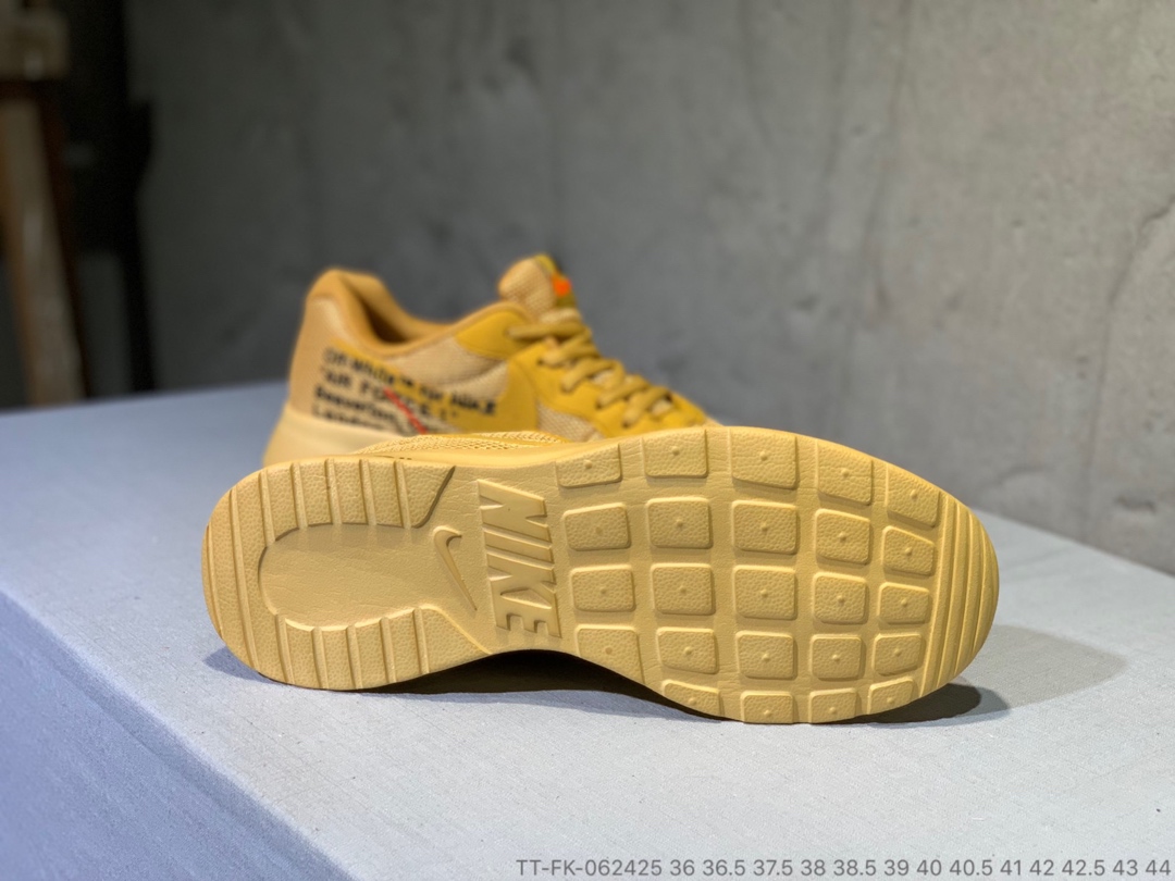 65真标半码  Nike Tanjun伦敦三代联名跑鞋