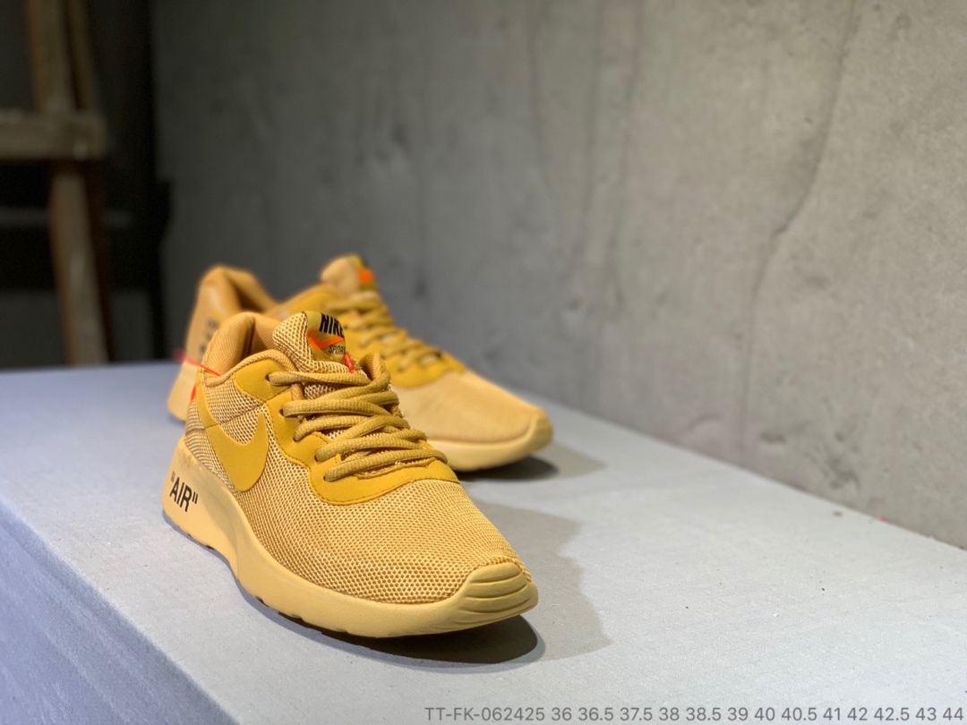 65真标半码  Nike Tanjun伦敦三代联名跑鞋