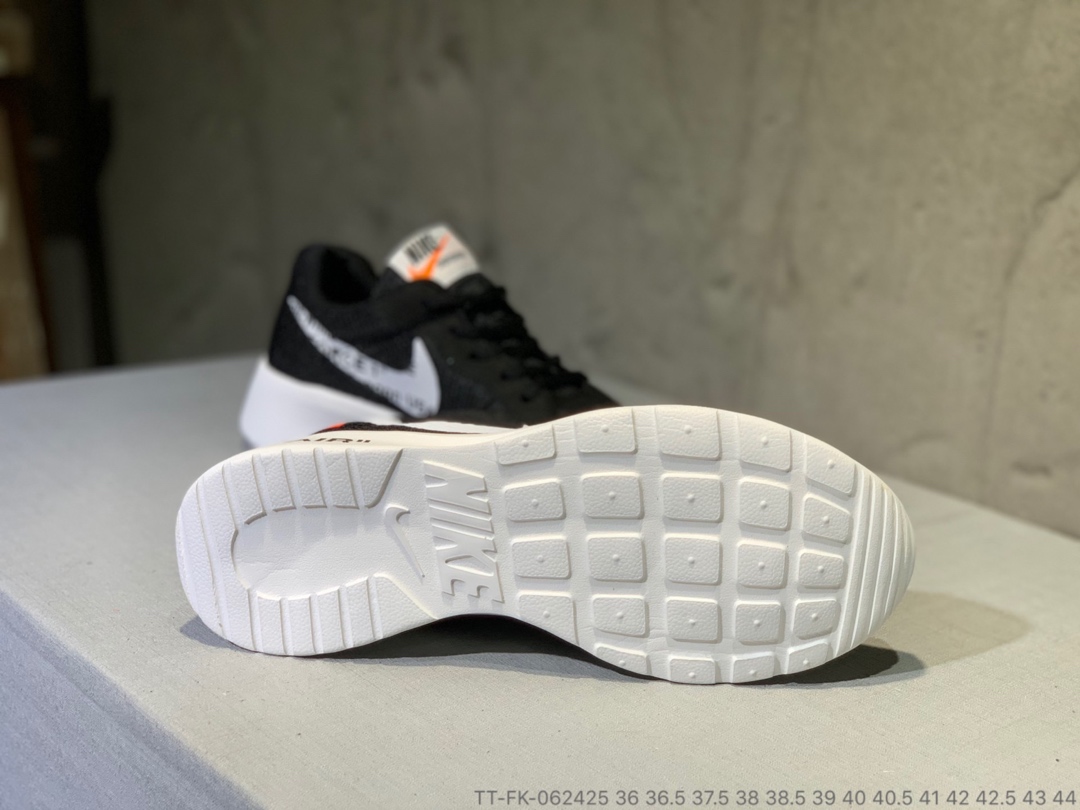 65真标半码  Nike Tanjun伦敦三代联名跑鞋