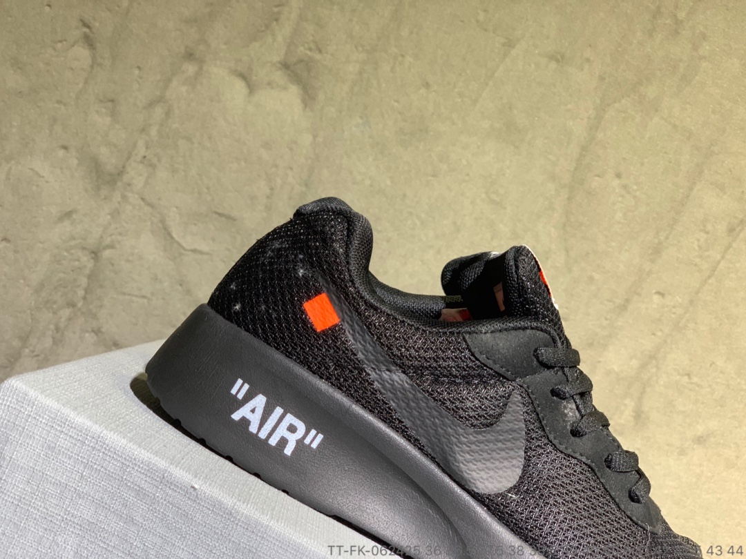 65真标半码  Nike Tanjun伦敦三代联名跑鞋