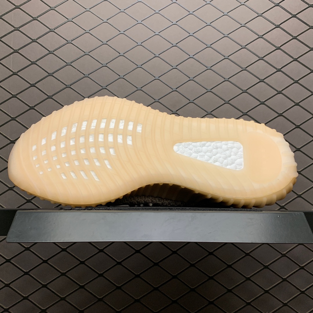 AD Adidas Yeezy Boost 350V2 Yeezy Silver Pink Reflective FV5666. Easily 5