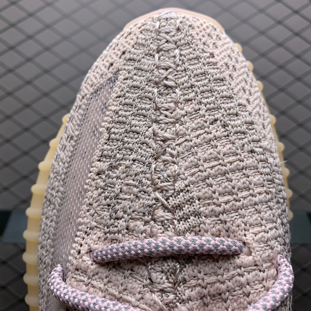 AD Adidas Yeezy Boost 350V2 Yeezy Silver Pink Reflective FV5666. Easily 7