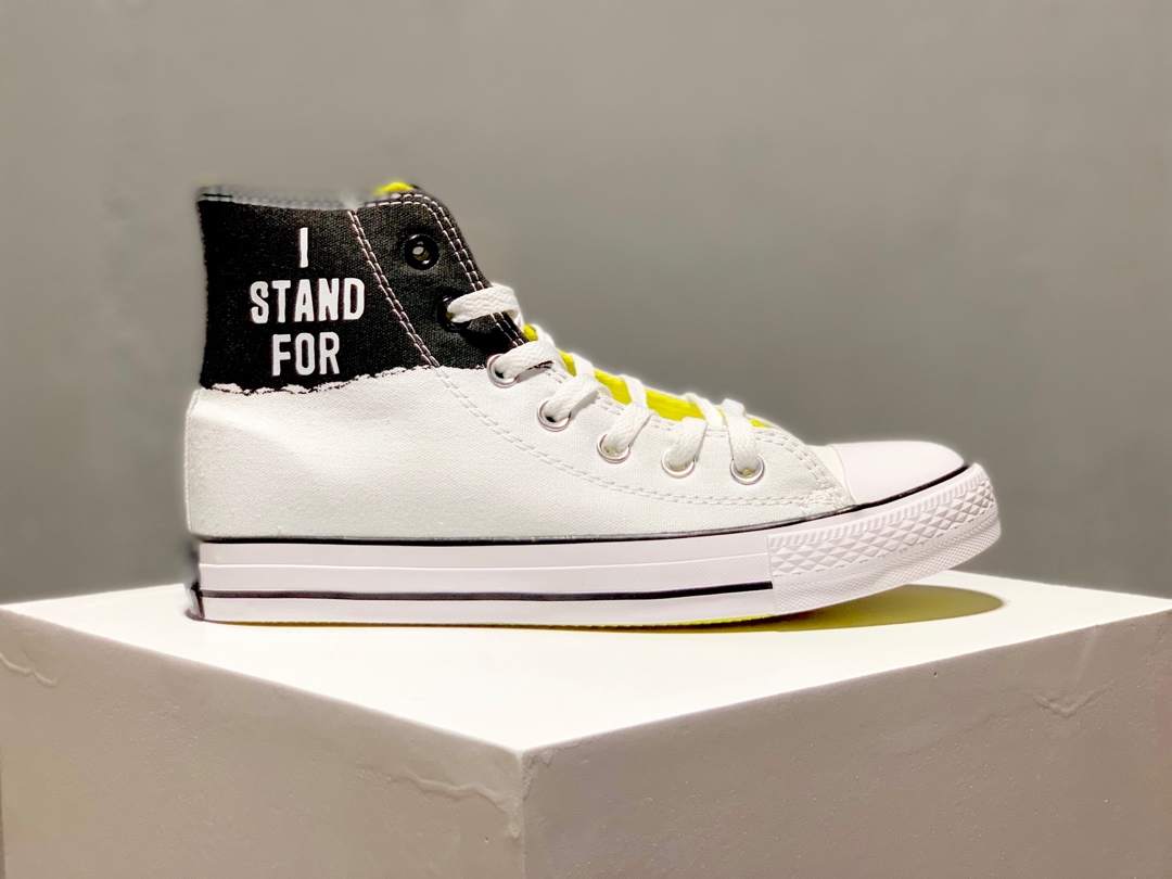 150Converse Chuck Taylor All Star High “l Stand For”匡威和平之路主题黑白拼色蓝底高帮男女帆布鞋   货号：165709C
