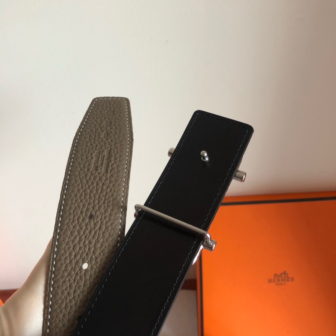 p165 代购正品级🛳爱马仕男士腰带 原单品质—随手实拍任何细节经得起检验，从材质到车线到油边到五金工艺，堪称完美，只有高品质才经得起如此随意无美颜无滤镜的真实展现，38mm的宽度适合儒雅绅士的你。