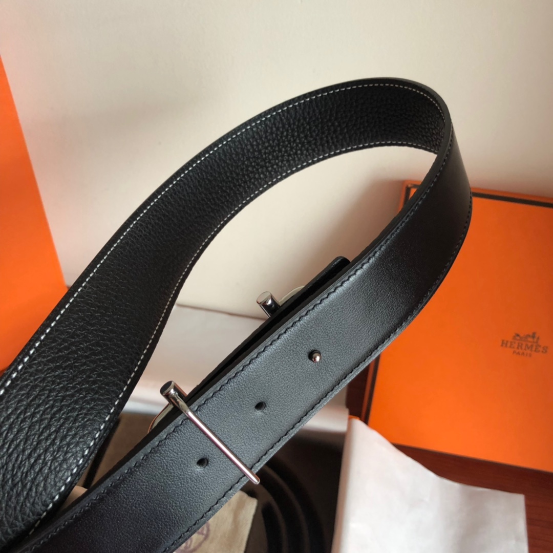 p165 代购正品级🛳爱马仕男士腰带 原单品质—随手实拍任何细节经得起检验，从材质到车线到油边到五金工艺，堪称完美，只有高品质才经得起如此随意无美颜无滤镜的真实展现，38mm的宽度适合儒雅绅士的你。