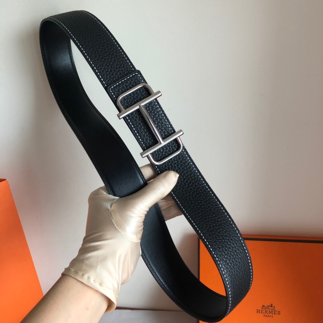 p165 代购正品级🛳爱马仕男士腰带 原单品质—随手实拍任何细节经得起检验，从材质到车线到油边到五金工艺，堪称完美，只有高品质才经得起如此随意无美颜无滤镜的真实展现，38mm的宽度适合儒雅绅士的你。