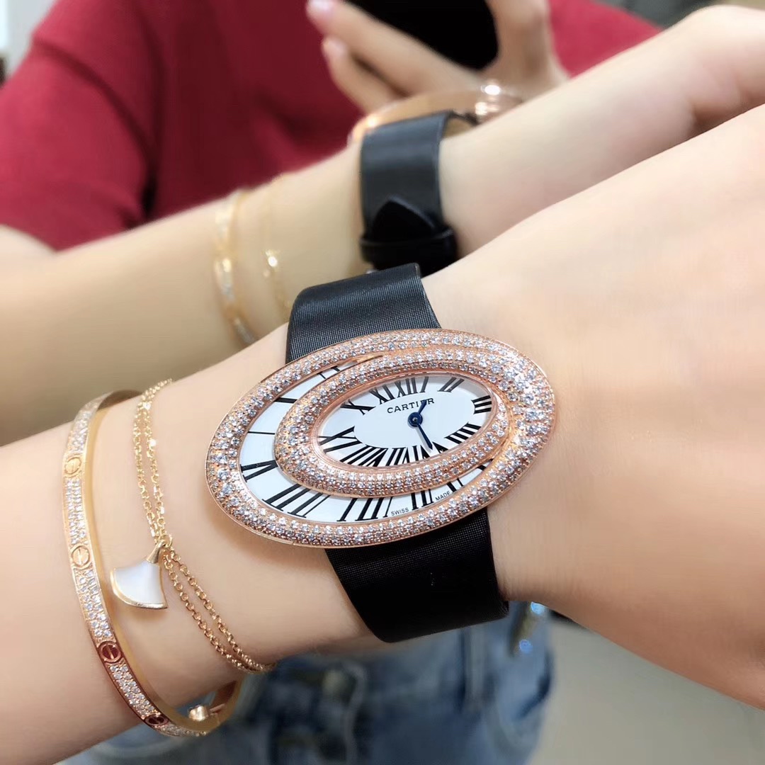 Cartier 卡地亚-Cartier浴缸系列WJ306010腕表～这款卡地亚浴缸系列腕表也是非常适合女性腕表之选