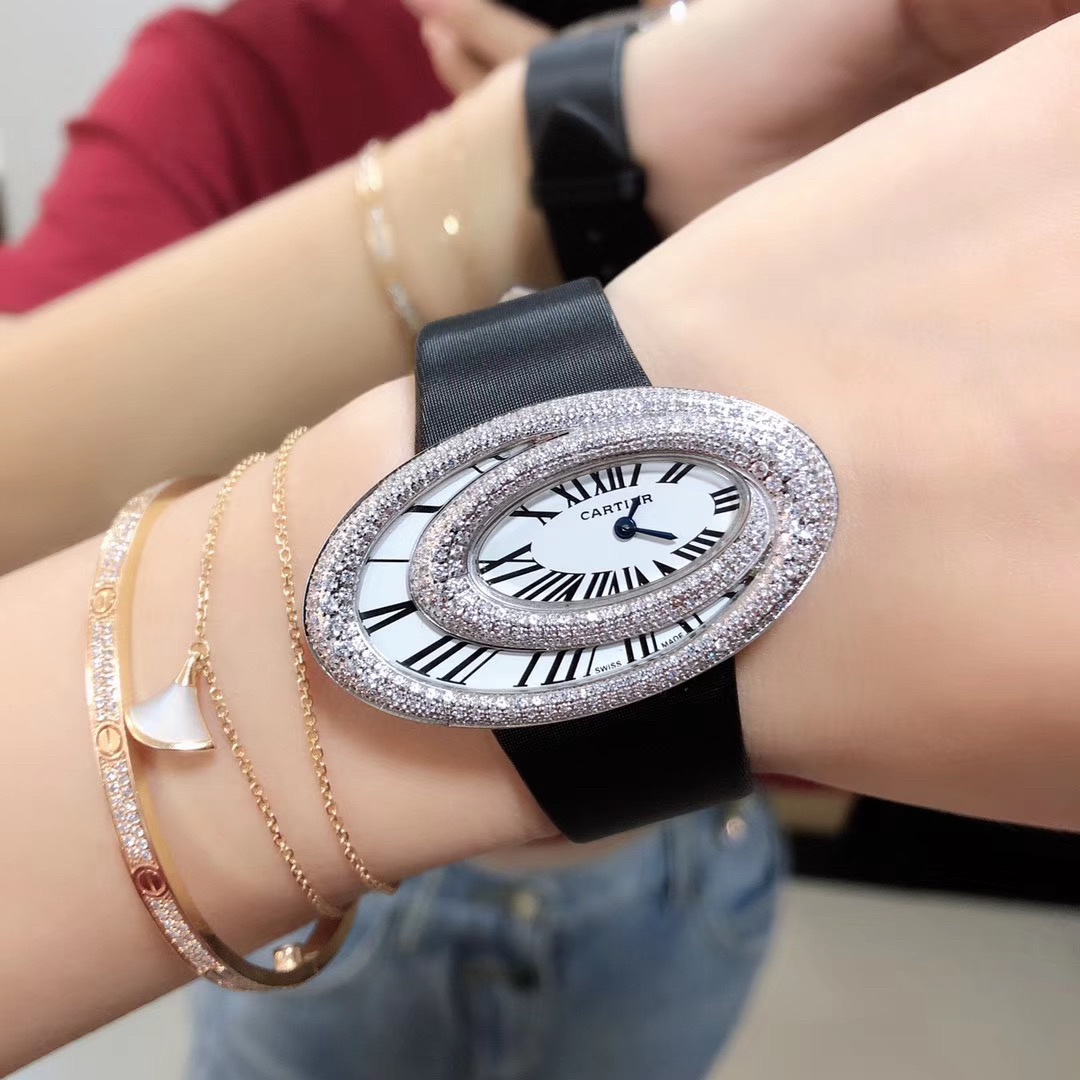 Cartier 卡地亚-Cartier浴缸系列WJ306010腕表～这款卡地亚浴缸系列腕表也是非常适合女性腕表之选