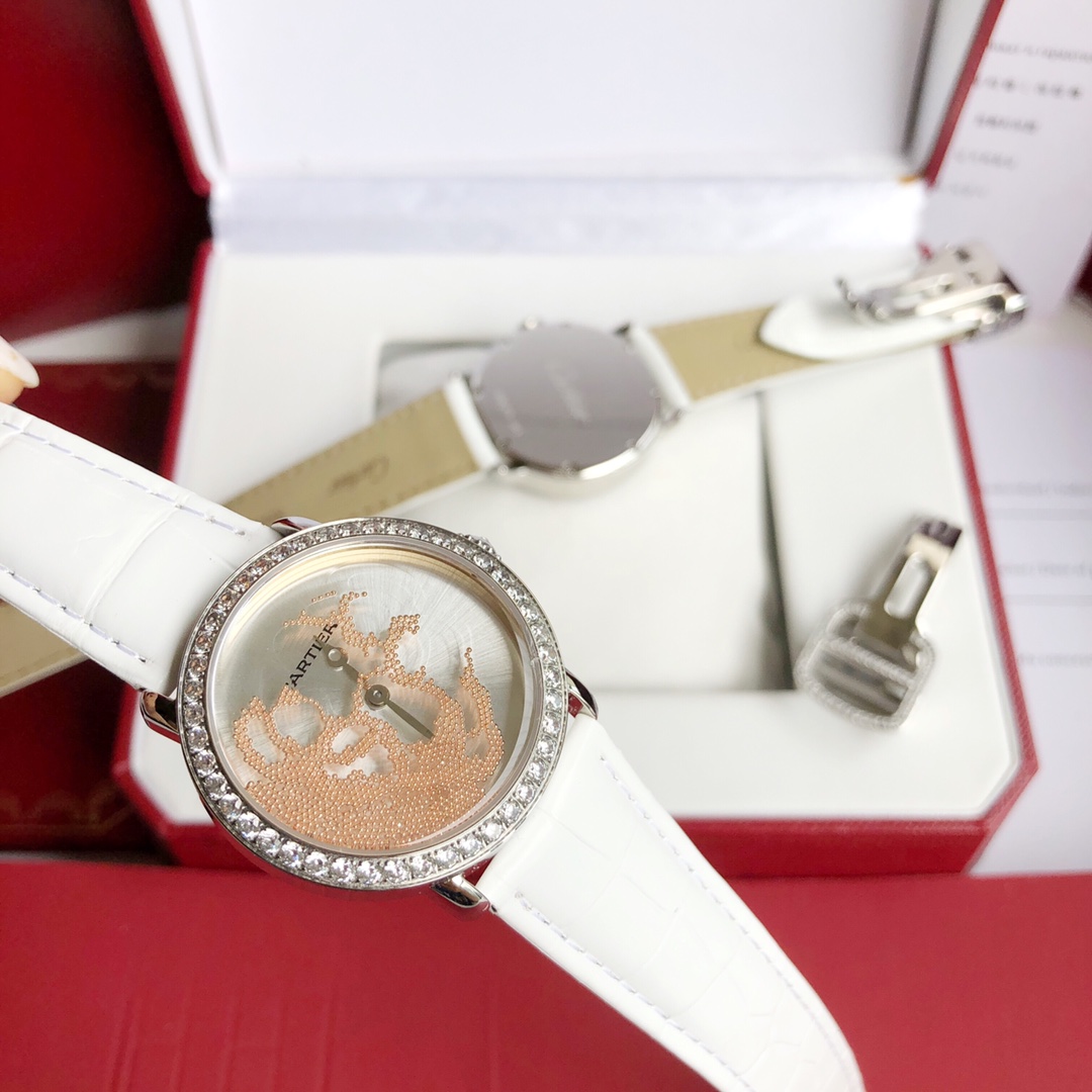 Cartier Révélation d'une Panthère 卡地亚流沙豹系列 34mm 意大利小牛皮表带可另配美洲鳄鱼皮