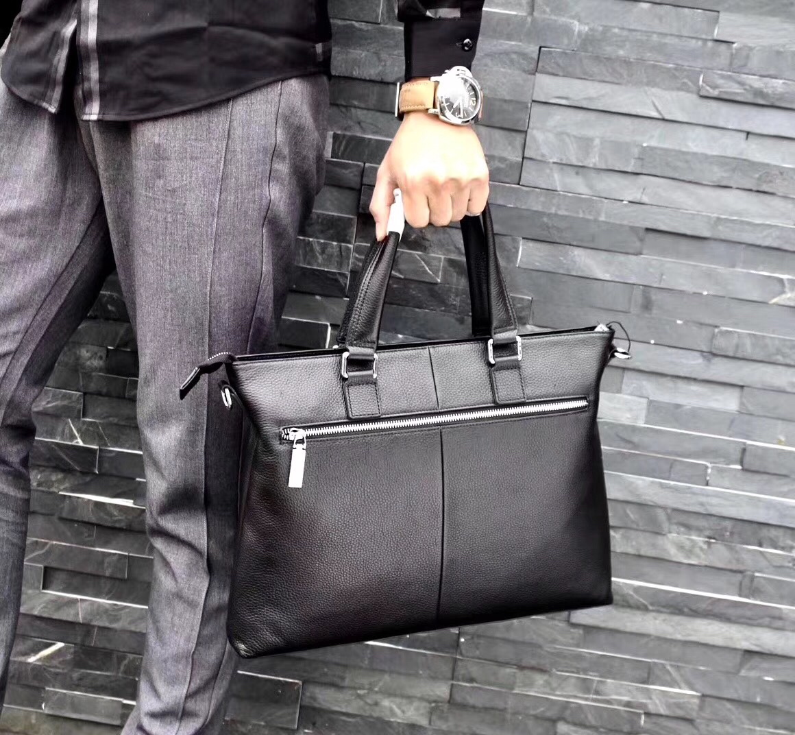 、GUCCI型号：33246-5。里外都是顶级原版皮，顶级进口原厂皮（意大利进口自然纹路）超高清压印lo