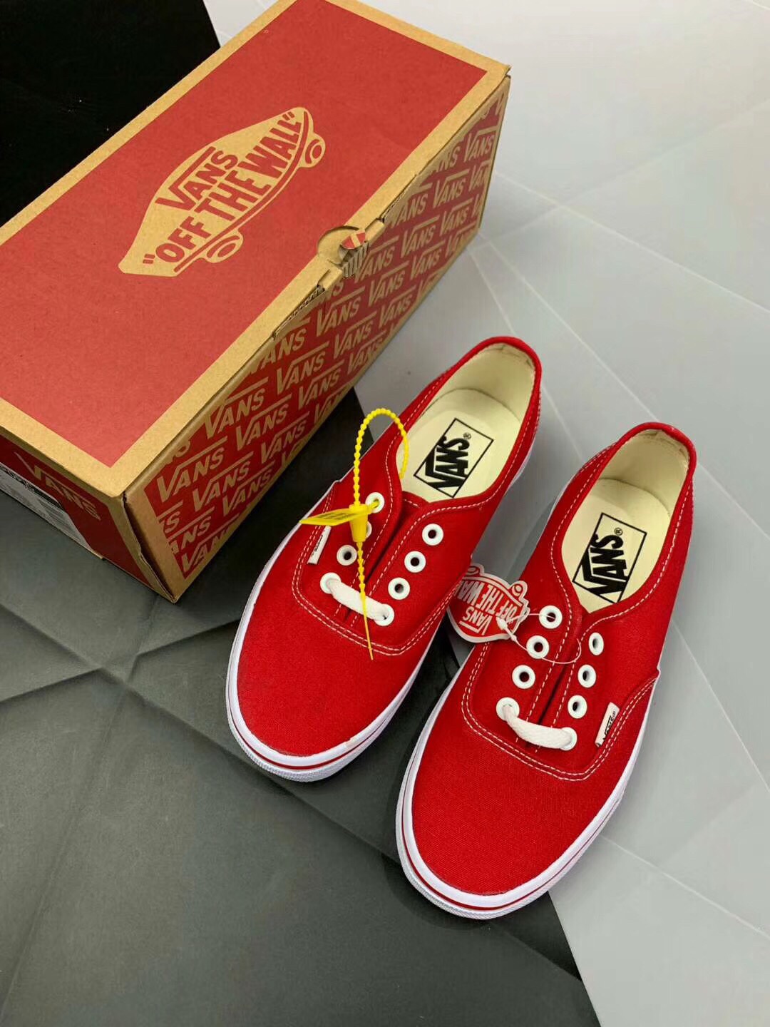 100万斯低帮系列 aut大红Vans Authentic 44 DX AUT/ 安纳海姆