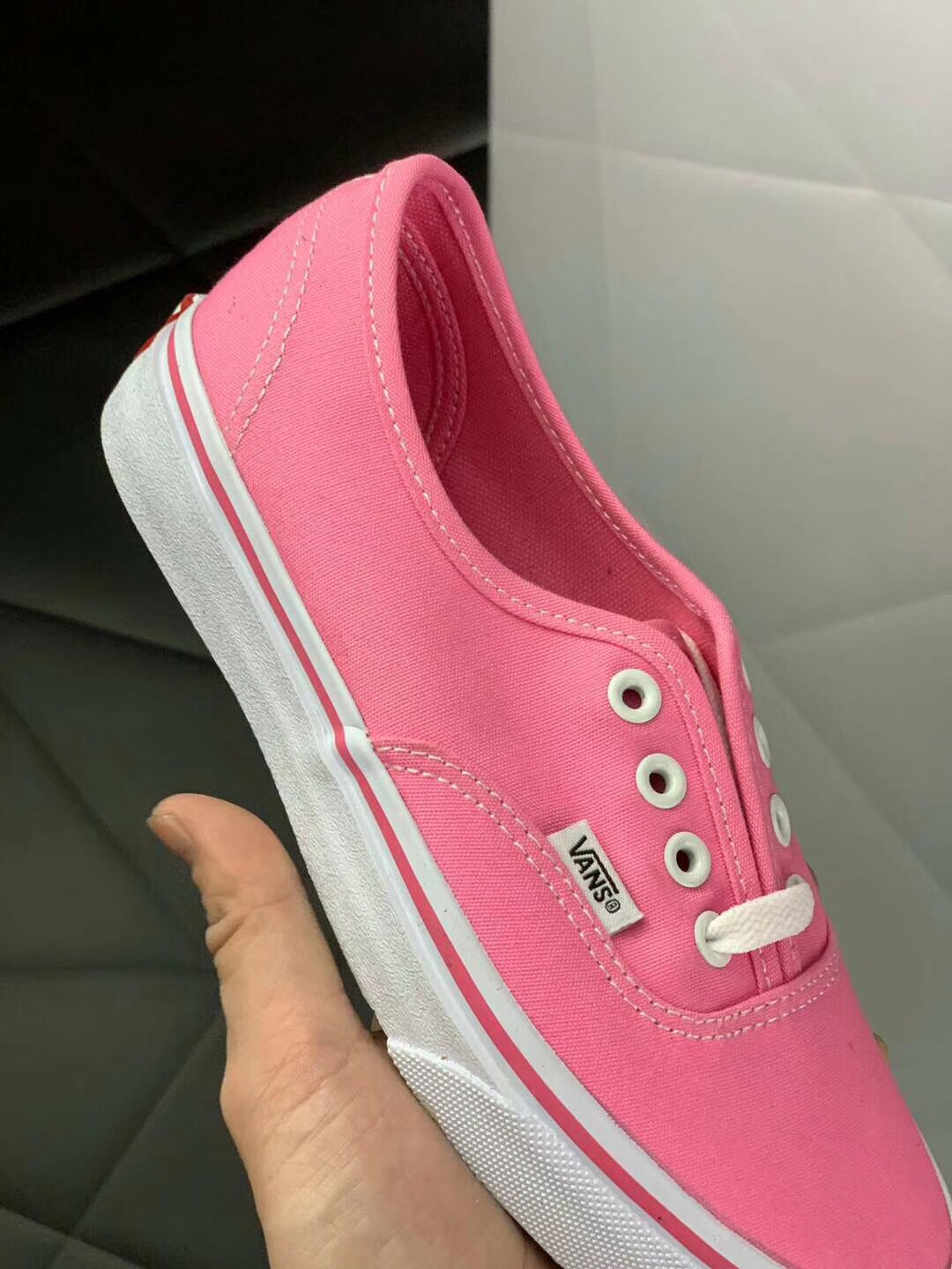 100万斯低帮系列 aut全粉Vans Authentic 44 DX AUT/ 安纳海姆 系列滑板鞋