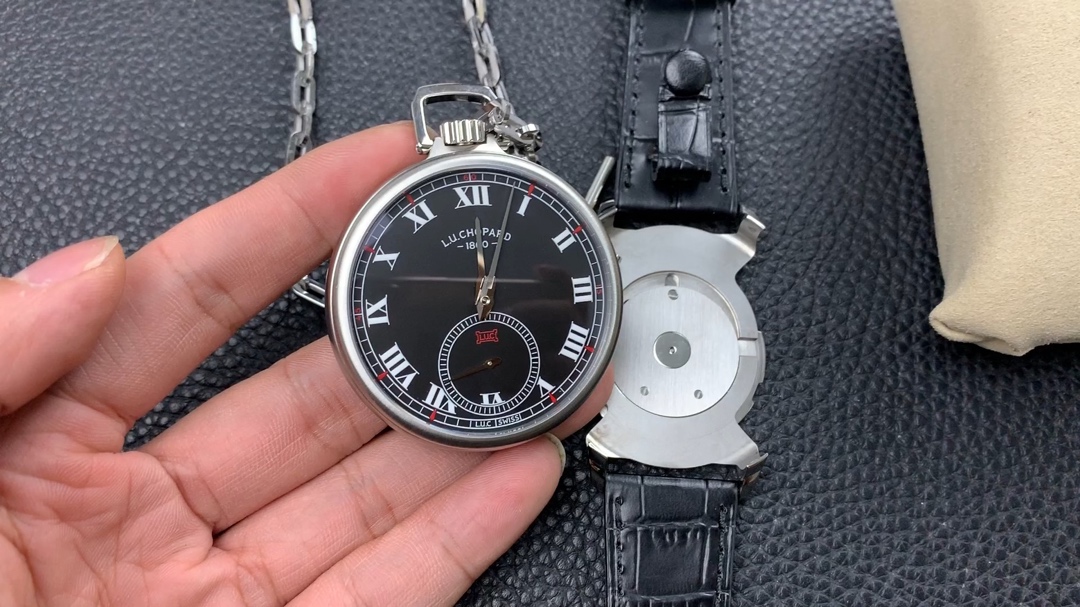 [Chopard Watches]Wristwatch and pocket watch produced by LUC are two-in-one