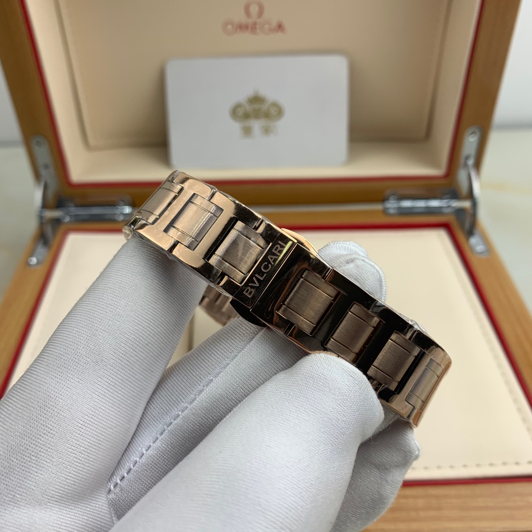 Bvlgari 皇家 宝格丽女款全玫瑰金腕表