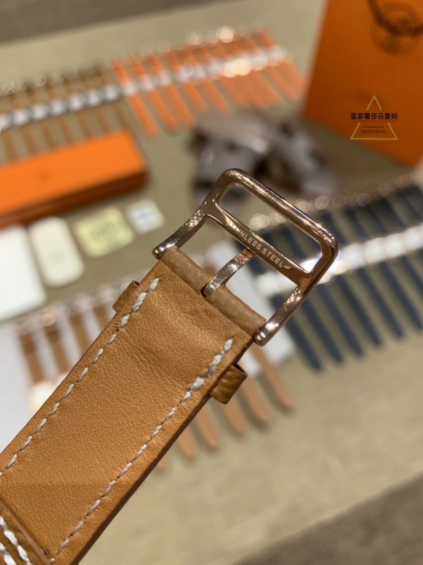 Hermès Hermes爱马仕H形26mm 送礼最佳选择 Hermes家表带背面前3线是双线缝制