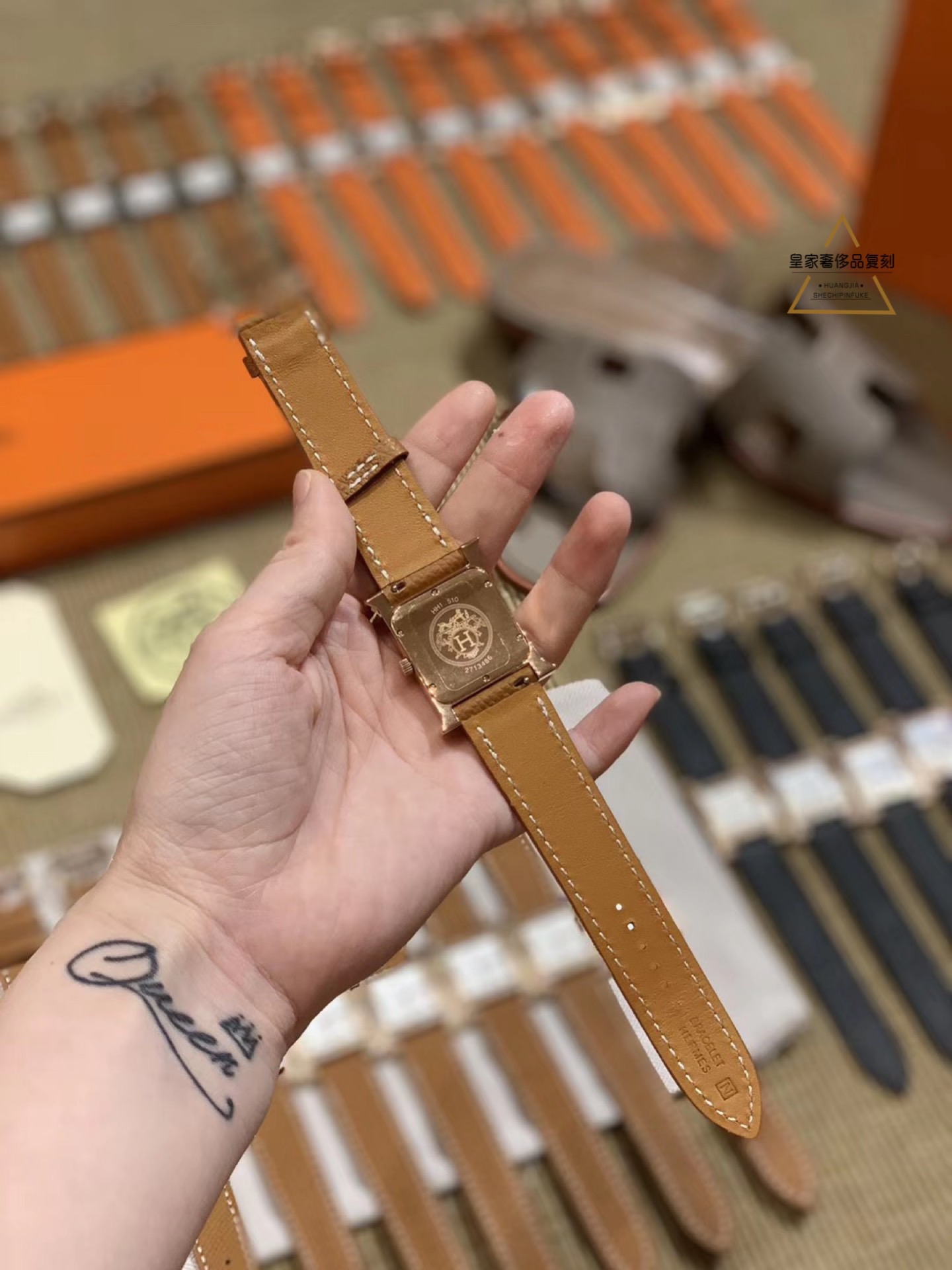 Hermès Hermes爱马仕H形26mm 送礼最佳选择 Hermes家表带背面前3线是双线缝制