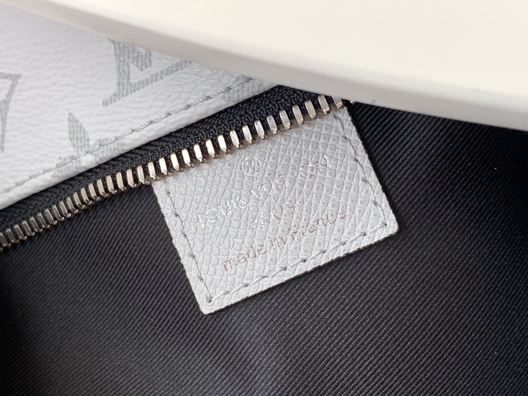Louis Vuitton Taigarama Discovery Backpack PM M30232 White Silver