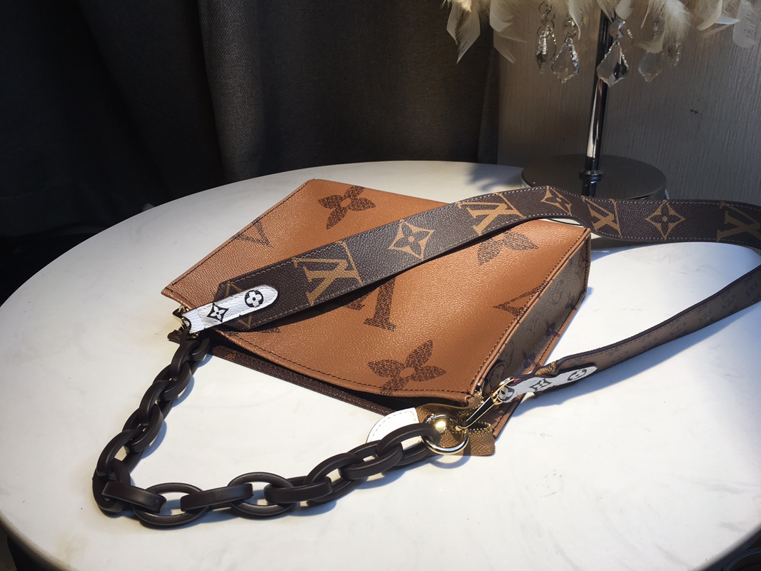 Louis Vuitton everyday