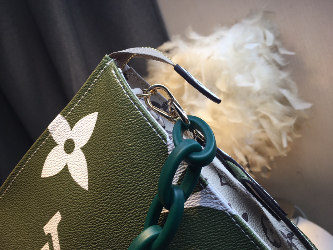 Louis Vuitton M47542 Khaki Green Monogram 25x20x5cm shoulder everyday
