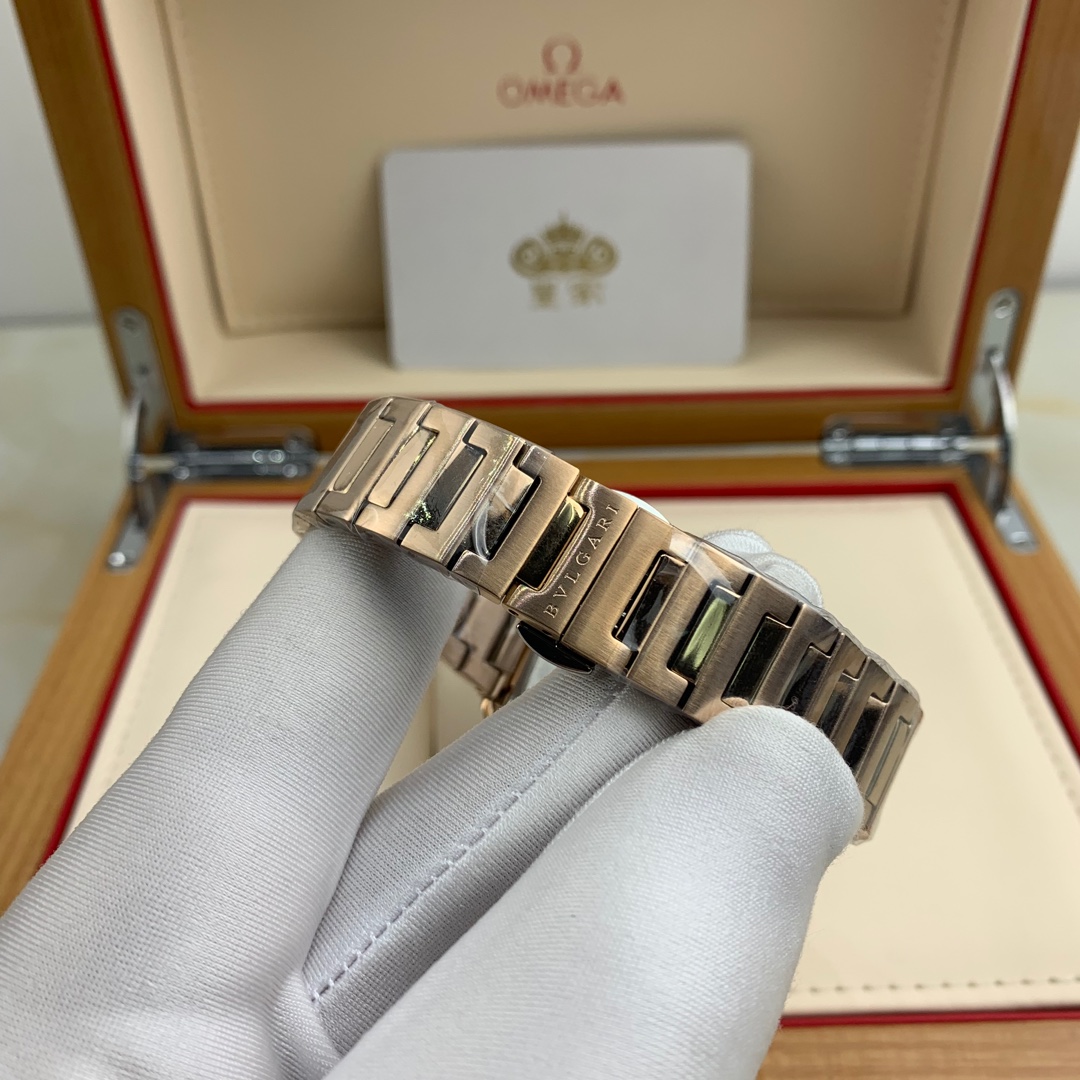 Bvlgari 皇家 宝格丽女款系列腕表