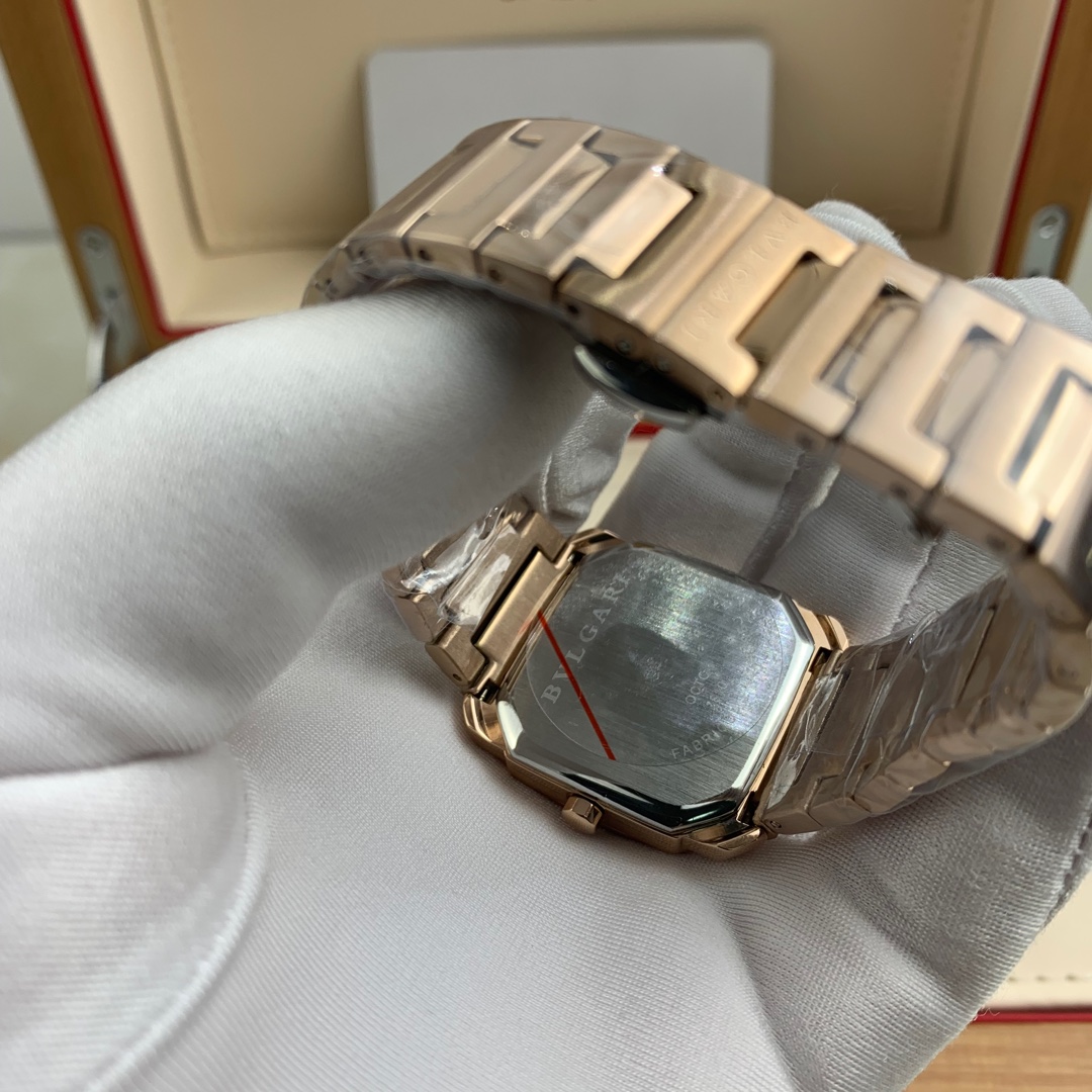 Bvlgari 皇家 宝格丽女款系列腕表