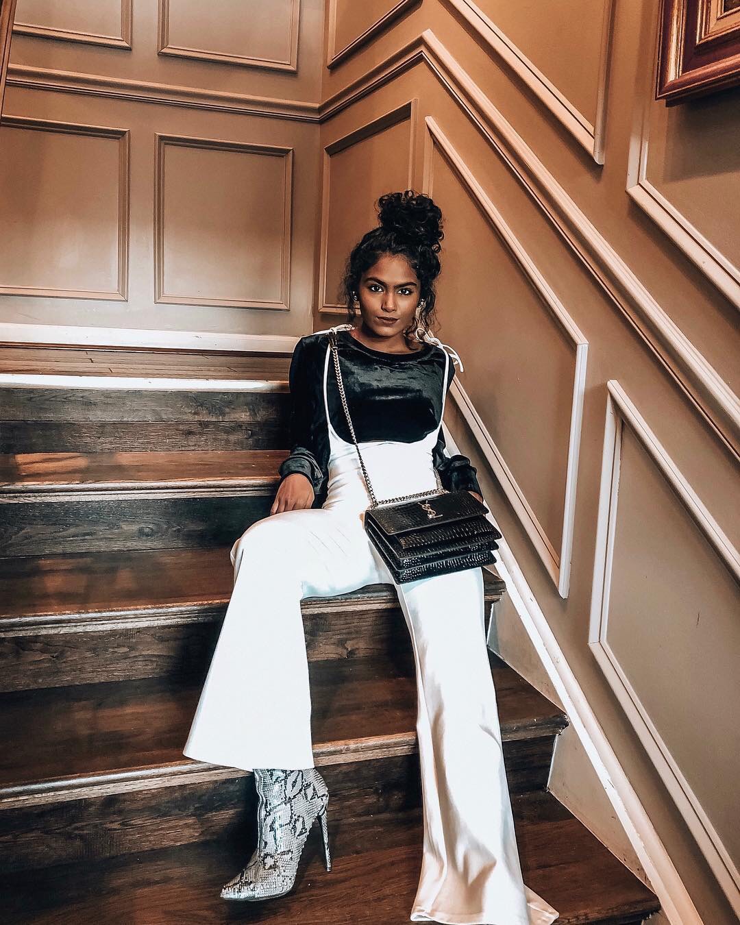 YSL Sunset 22CM 鳄鱼纹日落包 442906黑色/银扣