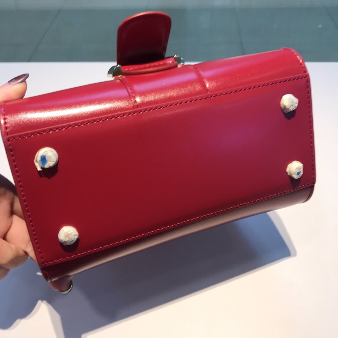 新版印度红金扣比利时皇家御用品牌顶级原单Delvaux新版双环brillantbox皮现货️小羊皮内里配