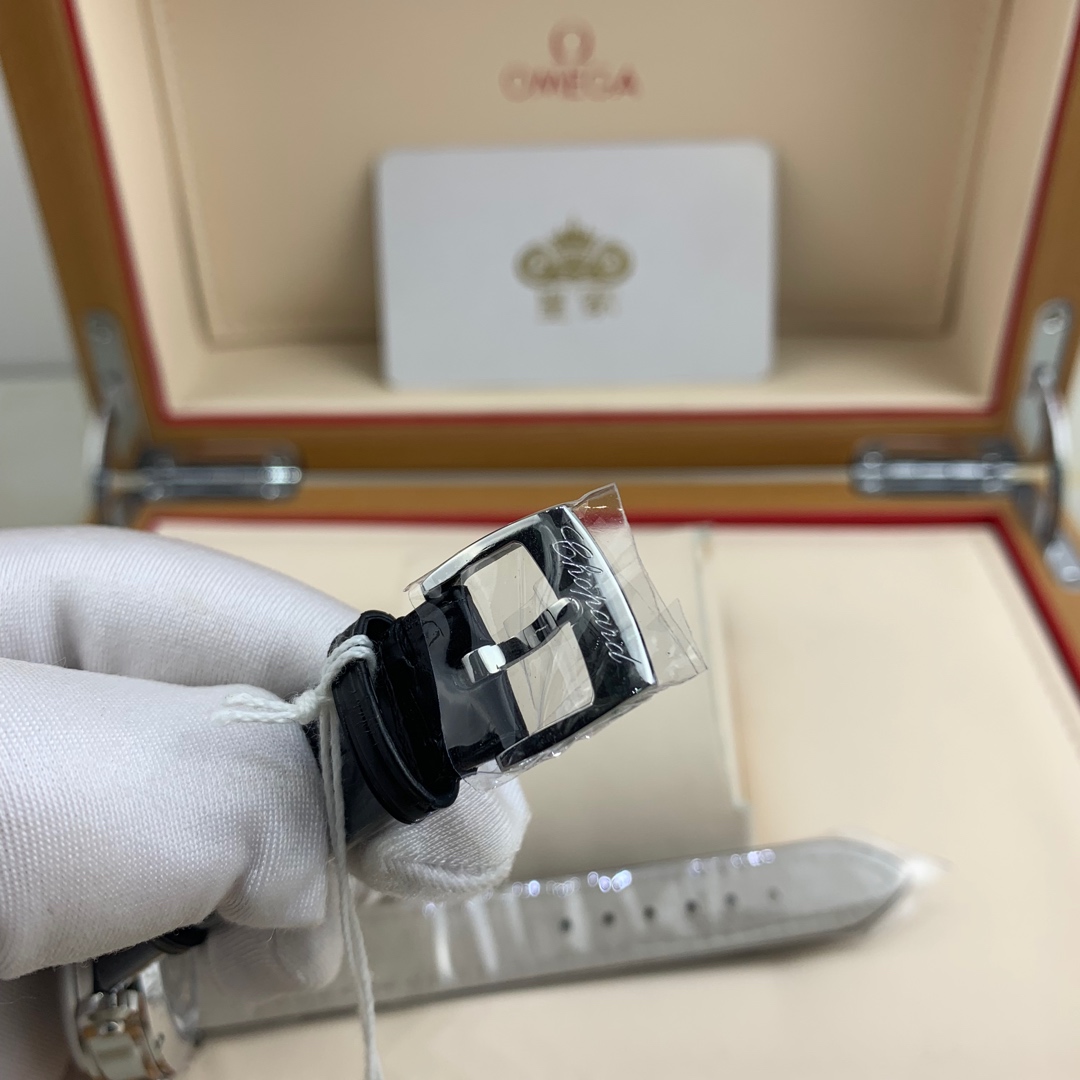 Chopard 皇家 萧邦快乐钻系列女款腕表