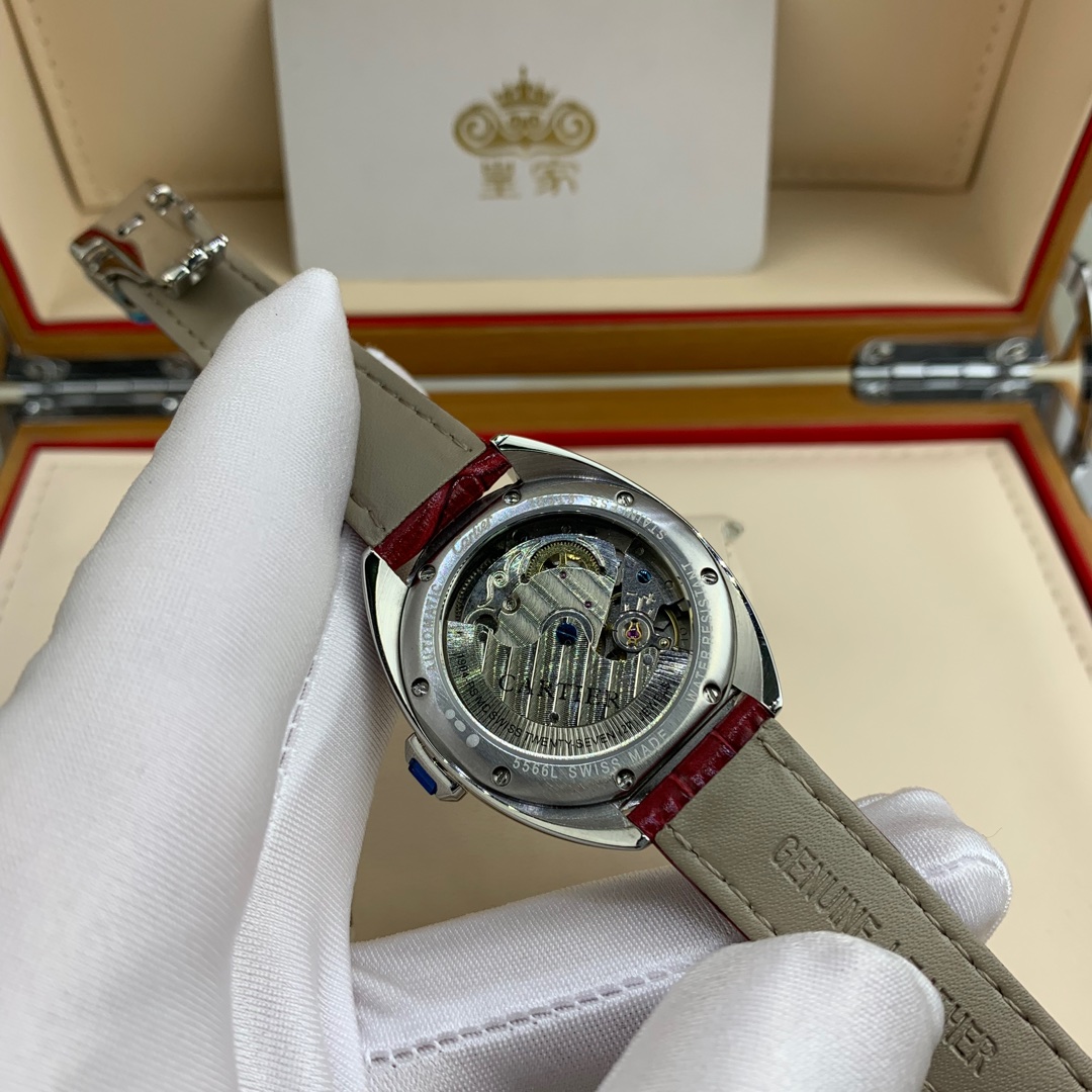 Cartier 皇家 卡地亚钥匙系列女款腕表