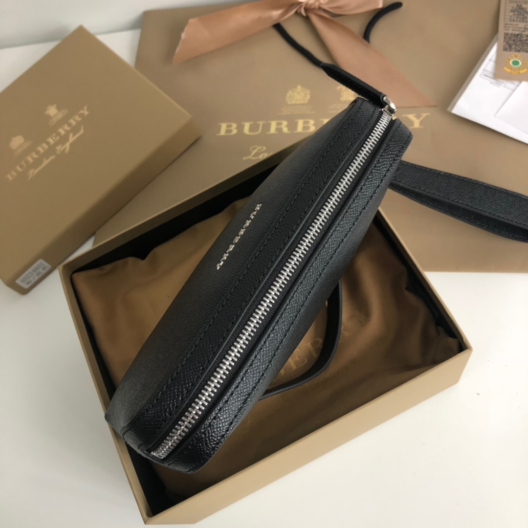 Burberry Zip Pouch Black 25x14cm everyday