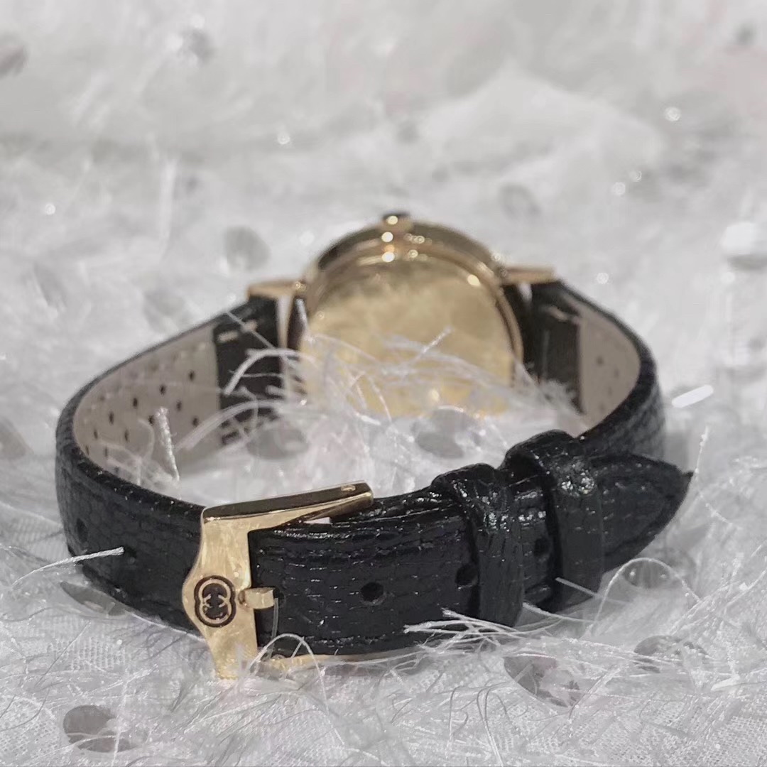 Gucci 古驰 潮流女士腕表，表壳直径约26mm厚度约6mm