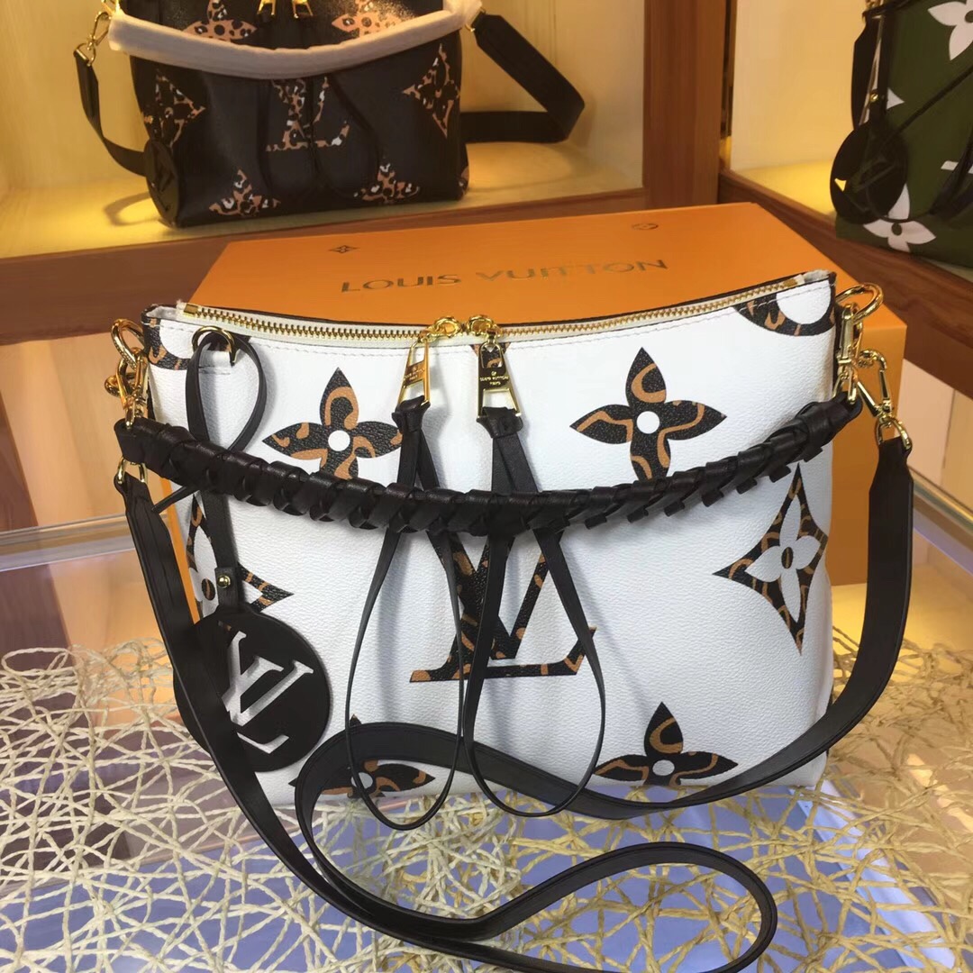 Louis Vuitton M55090 White Monogram 25-21-15 shoulder everyday