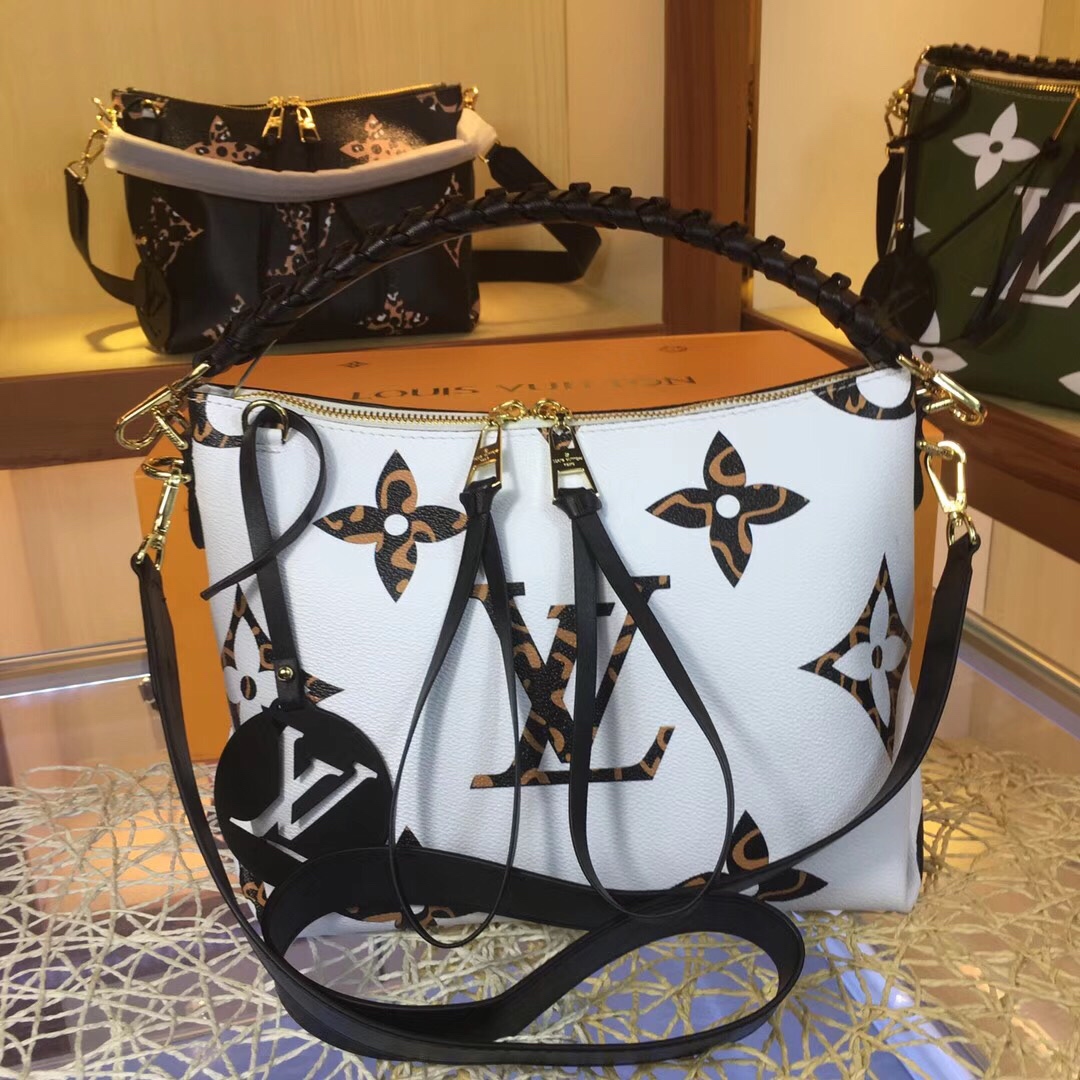 Louis Vuitton M55090 White Monogram 25-21-15 shoulder everyday