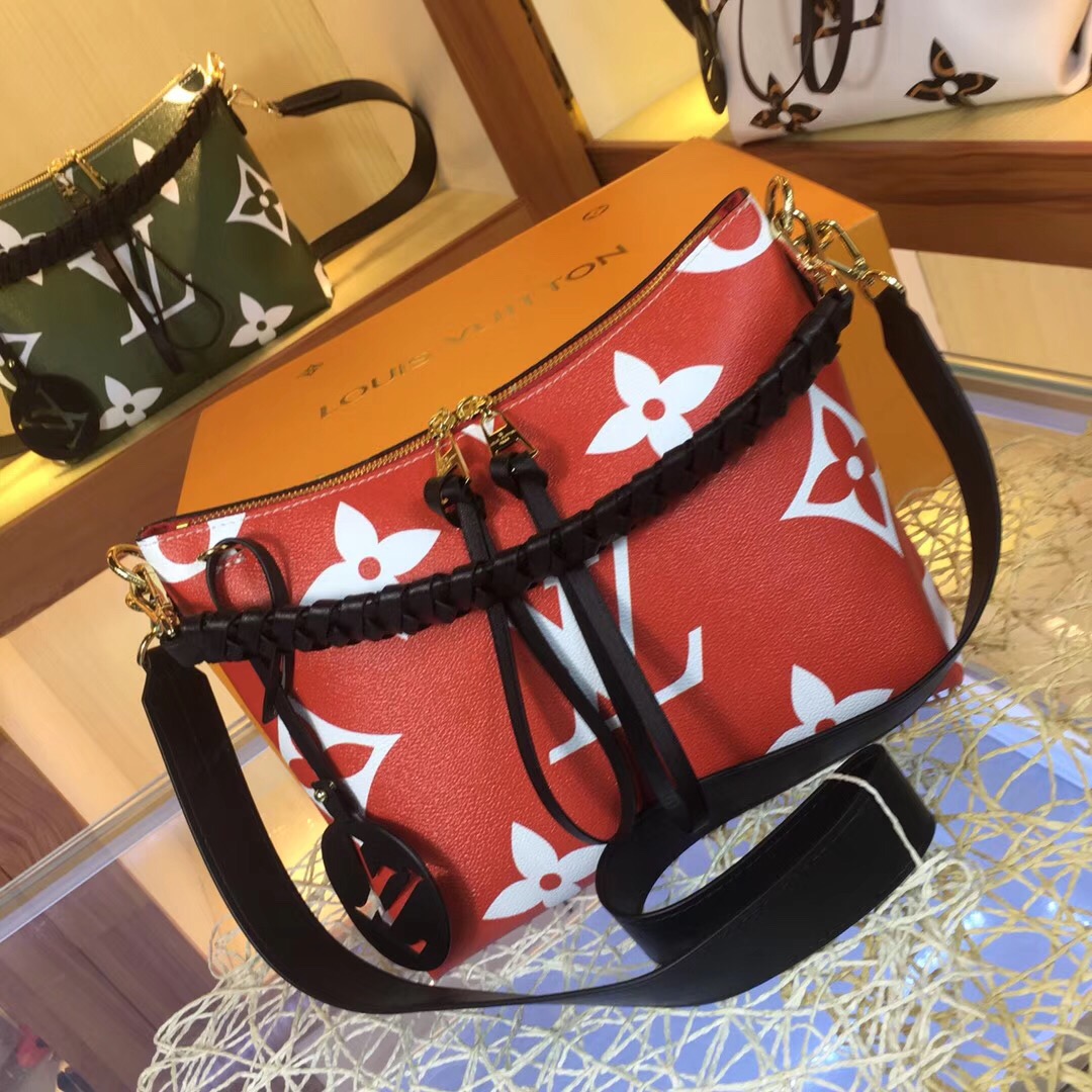 Louis Vuitton M55090 Monogram Red 25-21-15 shoulder everyday