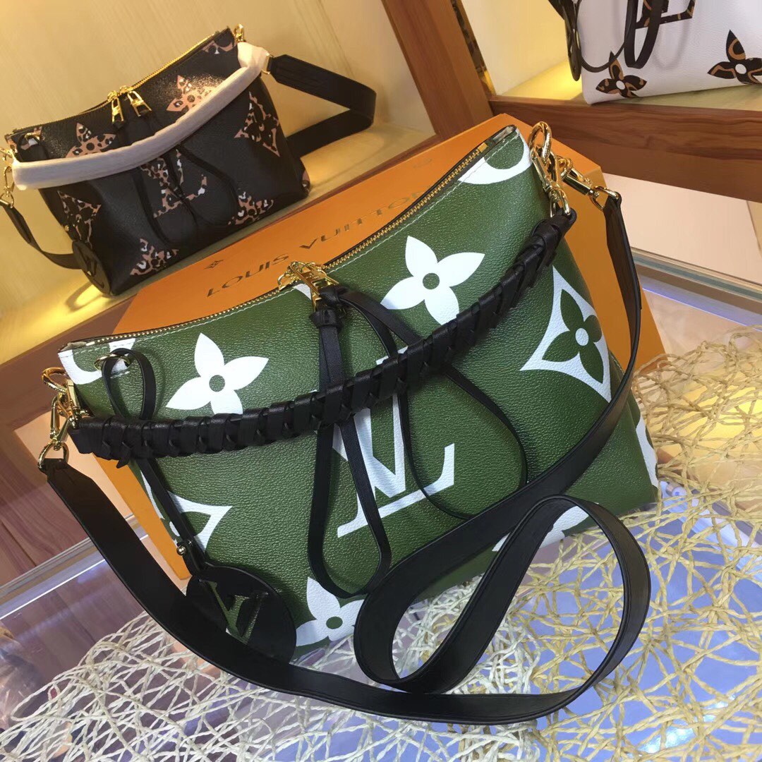 Louis Vuitton M55090 Green Monogram crossbody everyday
