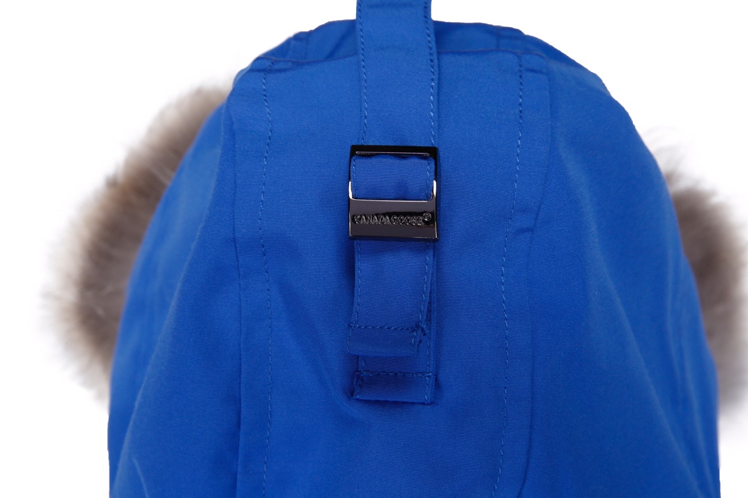 1563150605 3590537777 8