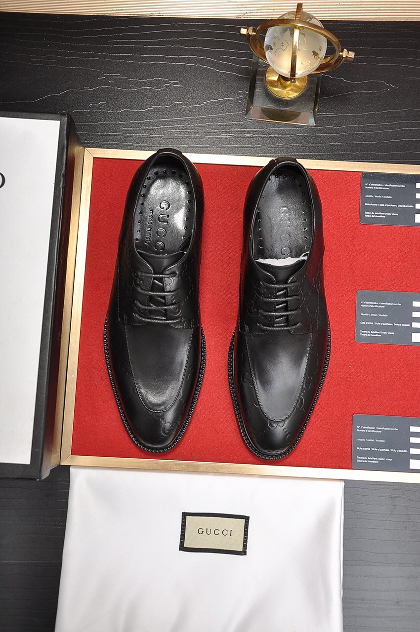 NO:954564,Italy’s top luxury men’s shoe giant [GUCCI]’s 2019 new model has an original European style that is pleasing to the eye. In order to make the shoes more durable and non-deformable, the production continues to follow traditional methods, but there is still no lack of innovation. The leather is made of original cowhide, which is smooth, natural and extraordinarily bright. It is made of imported cowhide. The first choice of the rich 38-45 (custom-made for 45),,gucci,cowhide19860909意大利頂級奢侈男鞋巨頭【GUCCI 古奇】2019的新款報到原汁原味的歐式風格 賞心悅目為了讓鞋子更加耐用不變形製作繼續沿用傳統做法 但仍然不乏創新皮質上選擇原版牛皮 流暢自然 並格外光亮進口牛皮製作而成 土豪的第一選擇 38-45 (45定做),,gucci,cowhide,Men's shoes