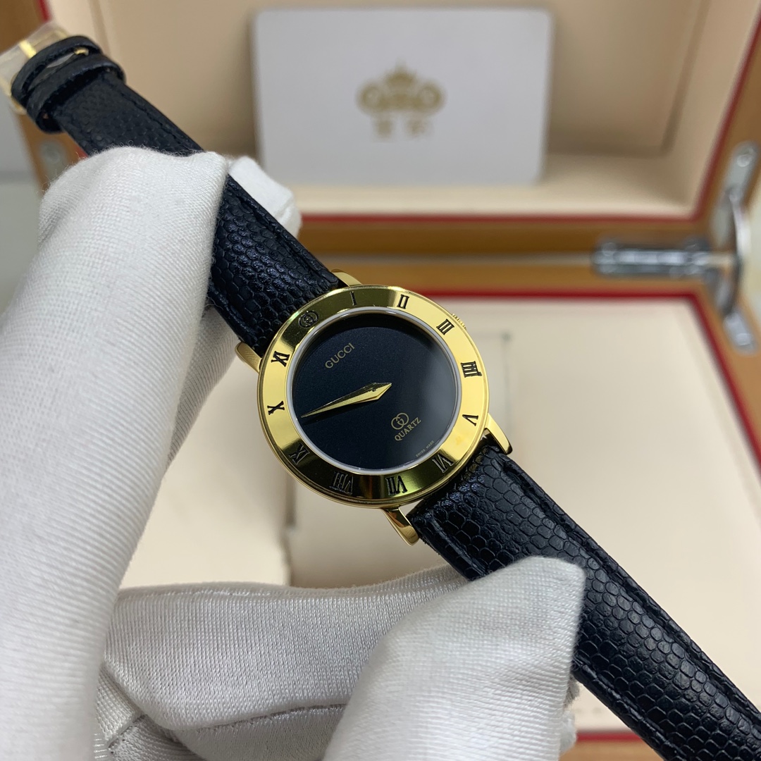 Gucci 皇家 古驰女款迷你款腕表