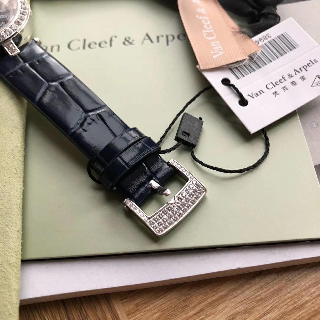Van Cleef & Arpels Van Cleef & Arpels梵克雅宝•许愿 星空可转 全年12次流星雨绘于表盘