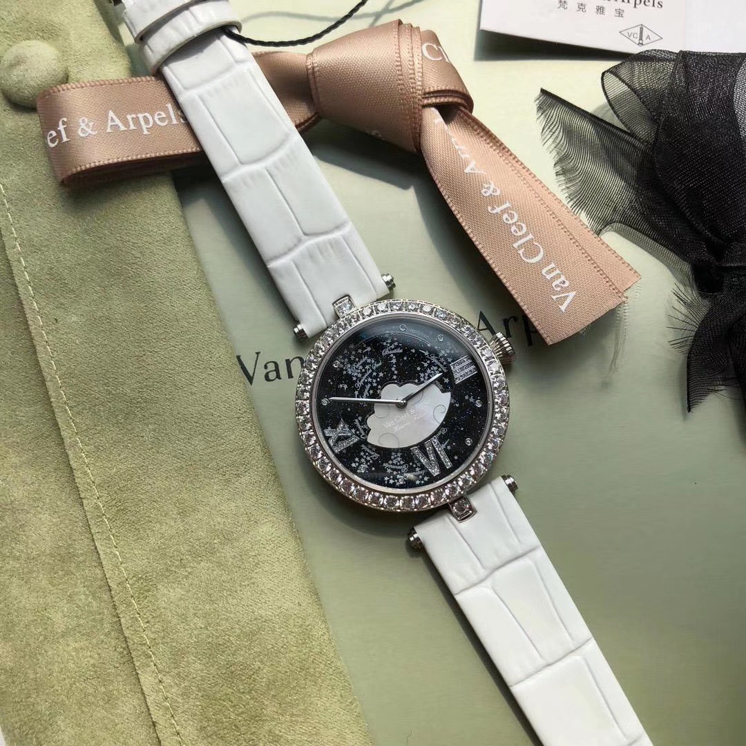 Van Cleef & Arpels Van Cleef & Arpels梵克雅宝•许愿 星空可转 全年12次流星雨绘于表盘