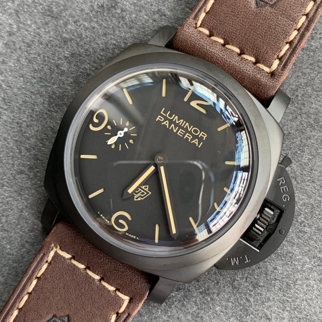 파네라이 PAM617 티타늄 수동 시계 상세 이미지 9