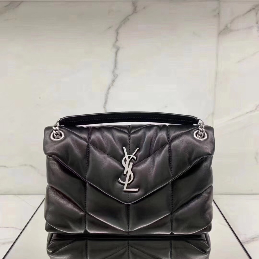 YSL LOULOU PUFFER 29CM 绗缝小羊皮包 577476黑色/银扣