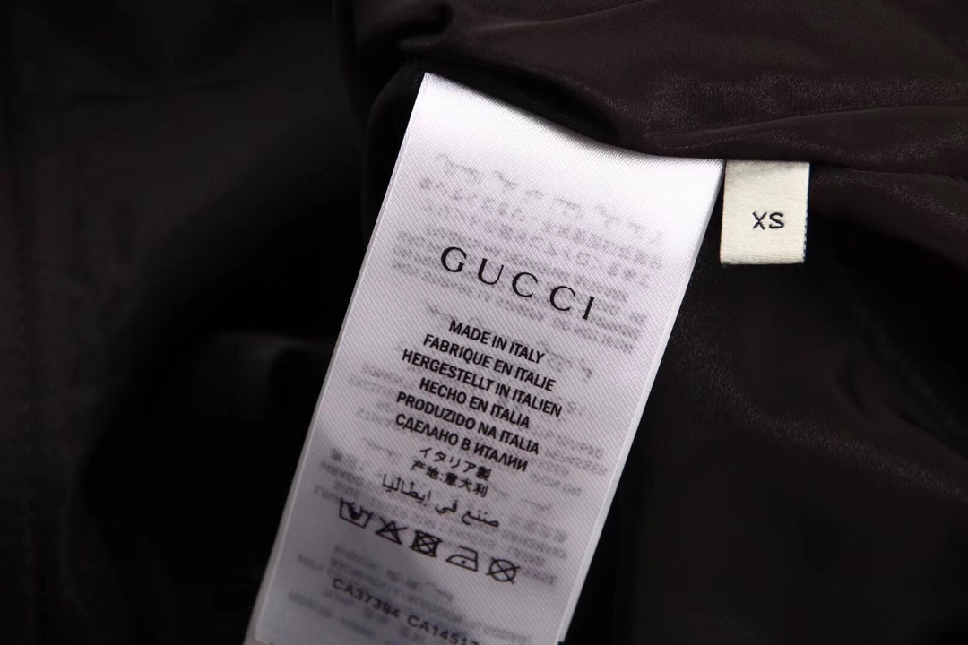 Gucci 19ss 侧边暗纹织带logo立领夹克