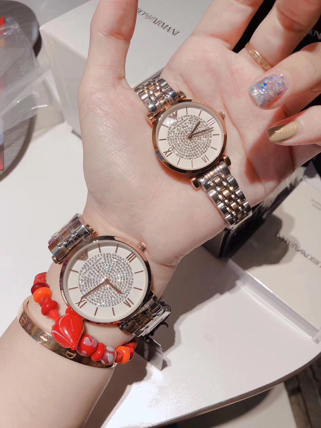 Amani Hot-Solder Watch: Fashionable Design with Mineral-Enhanced Glass Lenses and Steel Belt - 图片 2