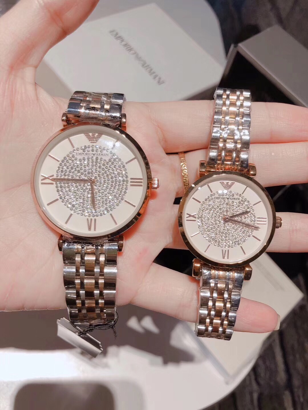 Amani Hot-Solder Watch: Fashionable Design with Mineral-Enhanced Glass Lenses and Steel Belt - 图片 8