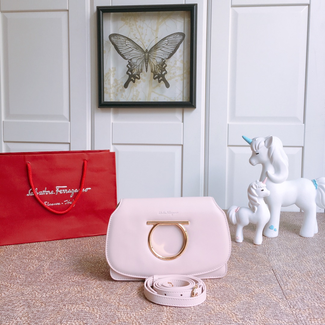 We provide Top Cheap AAA
 Ferragamo Crossbody & Shoulder Bags Beige Gold White Openwork Calfskin Cowhide