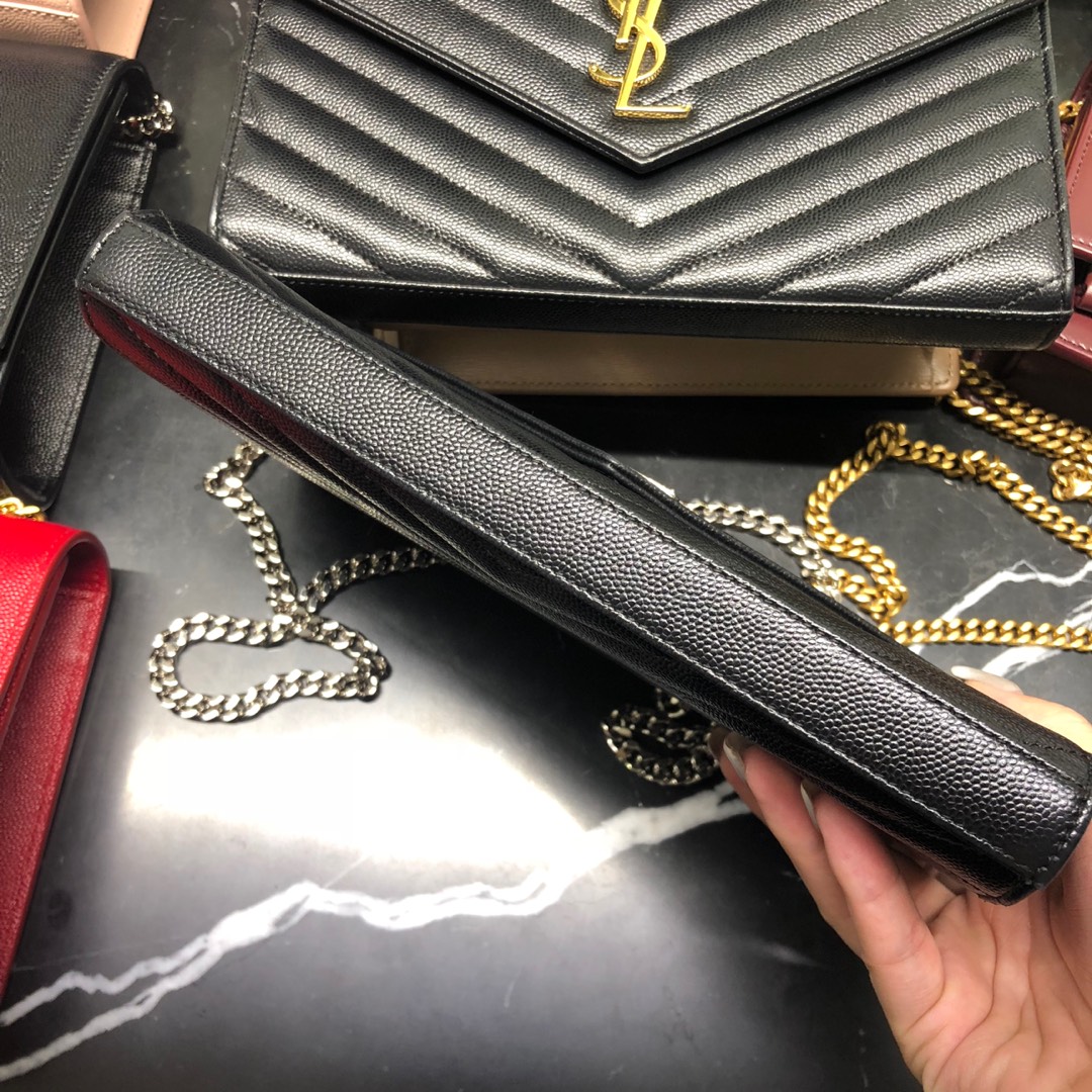 YSL MONOGRAM WOC 22.5CM 鱼子酱信封包 377828黑色/银扣